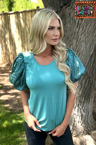 LOUISIANA WOMAN TOP - TEAL