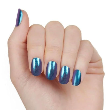 Aquatic Behavior 100% Polish Nails