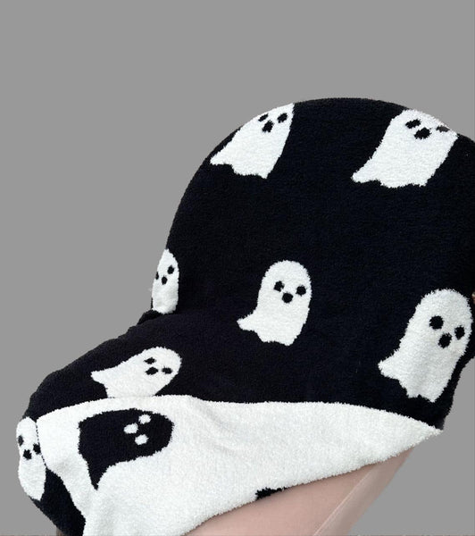 Black/White Ghost Blanket