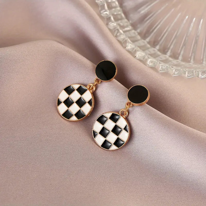 Circle Checkered Post Earrings