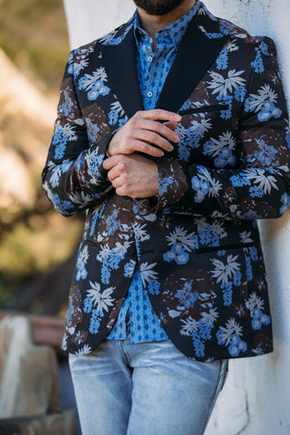 Men's Double Button Black Woven Printed Blazer