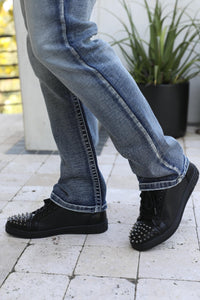 Mens Multi Fabric Low-Top Sneaker With Spikes